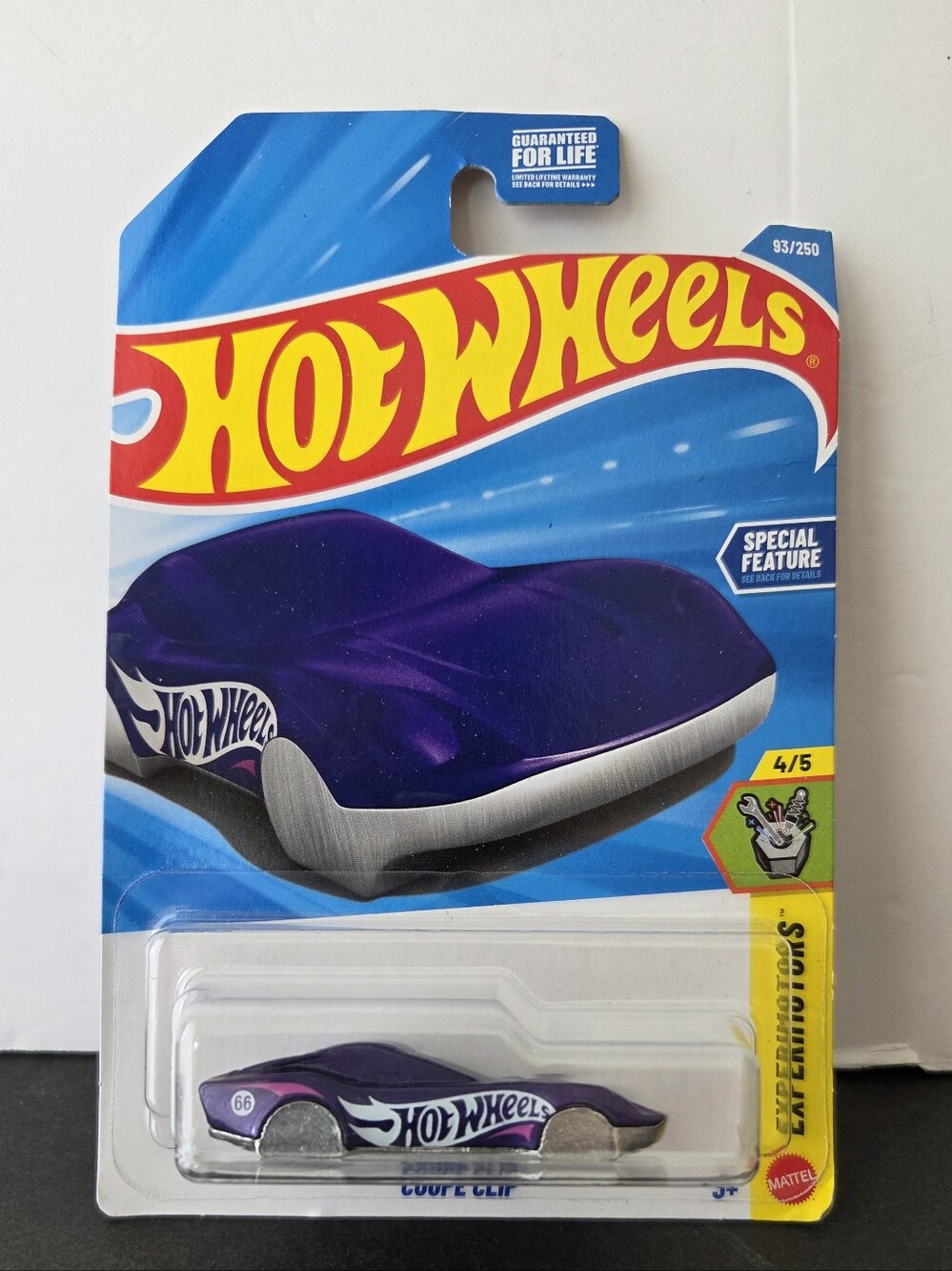 2026 Hot Wheels Coupe Clip Purple Experimotors Keychain Car
